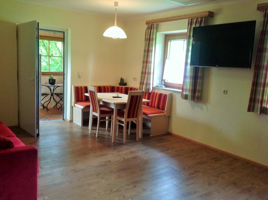 Apartamento S'Hoamatl Neukirchen am Großvenediger Habitación foto